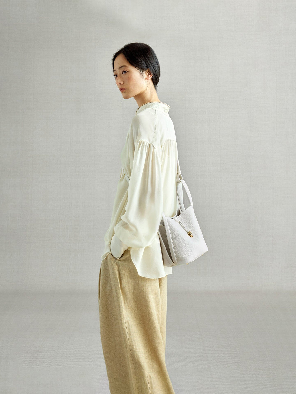 Song Bucket Bag