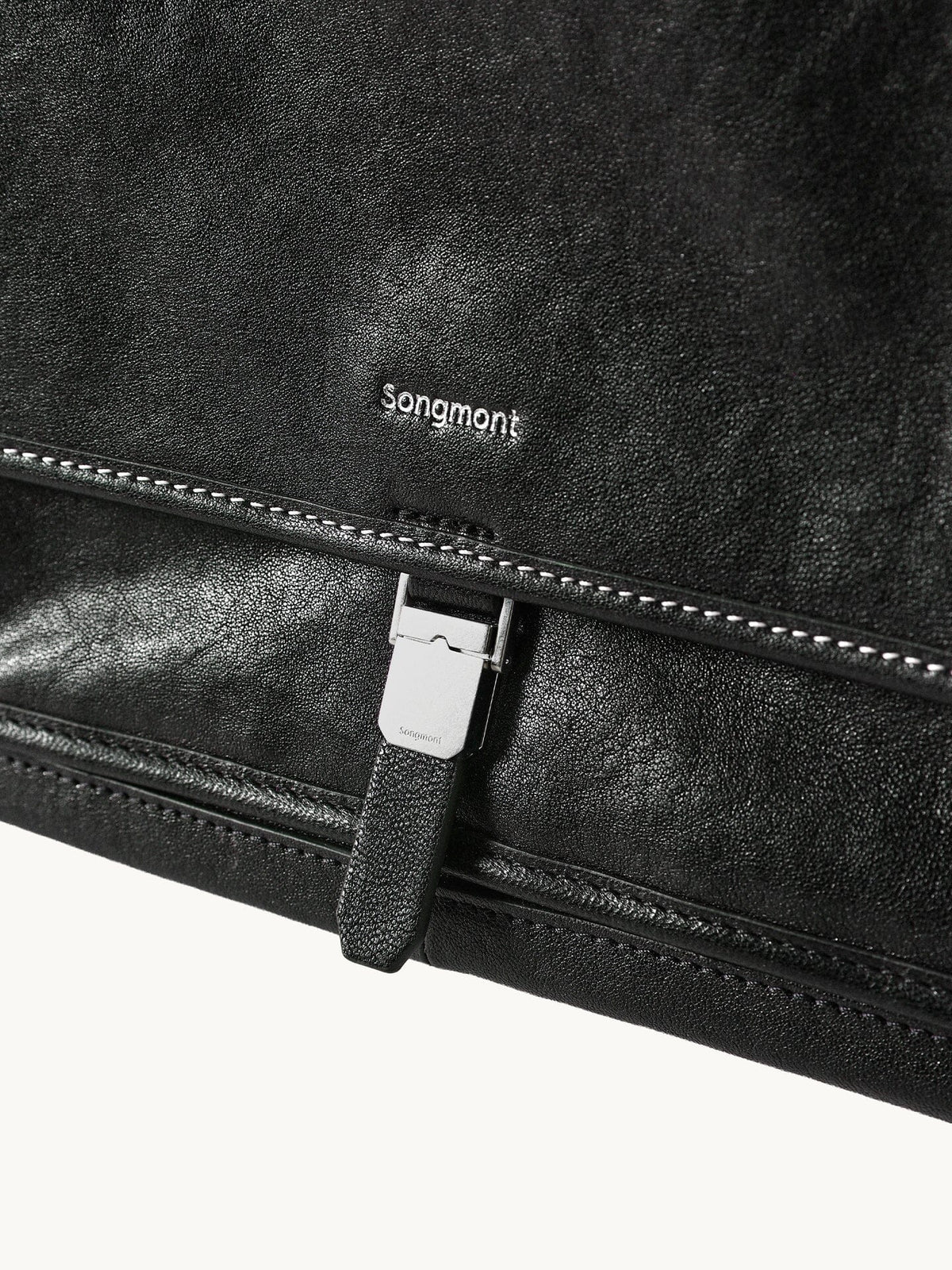Small Shan Messenger Bag
