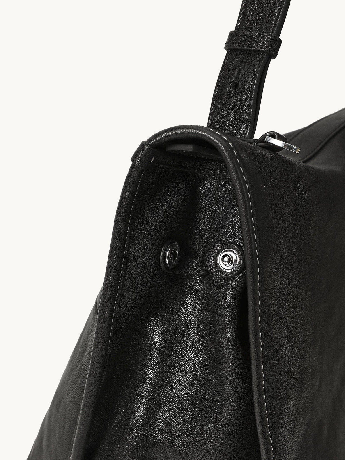 Medium Shan Messenger Bag